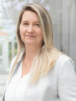 Porträt von Dana Friedling.
