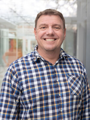 Porträt von Stephan Meinicke.